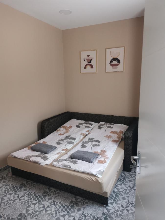 Apartamento Podlovics Tanya Panzió Kemecse Exterior foto
