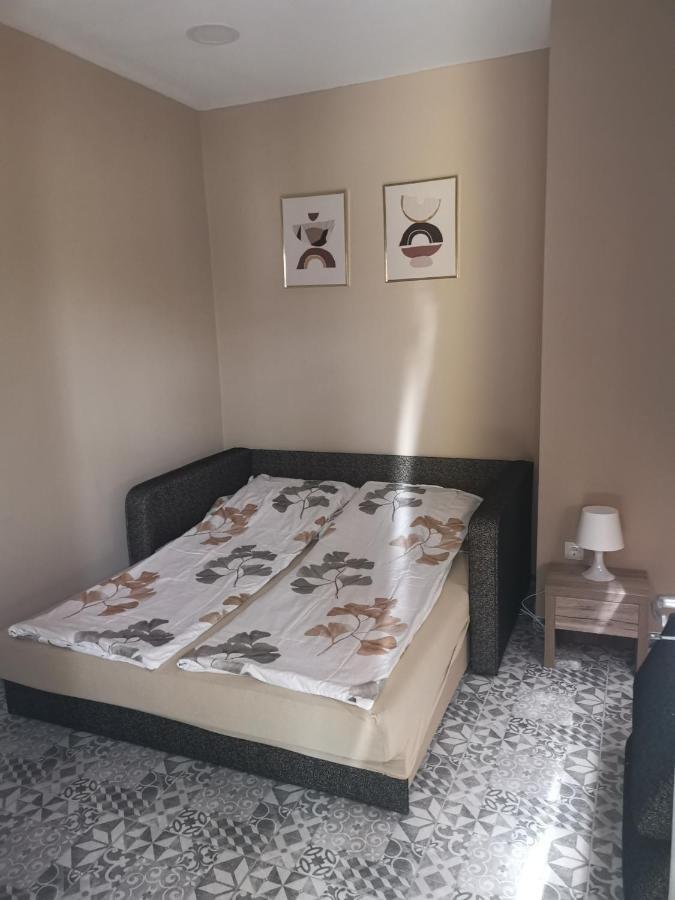 Apartamento Podlovics Tanya Panzió Kemecse Exterior foto