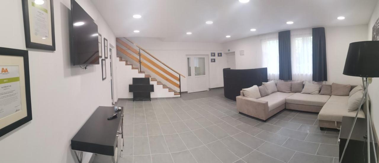 Apartamento Podlovics Tanya Panzió Kemecse Exterior foto