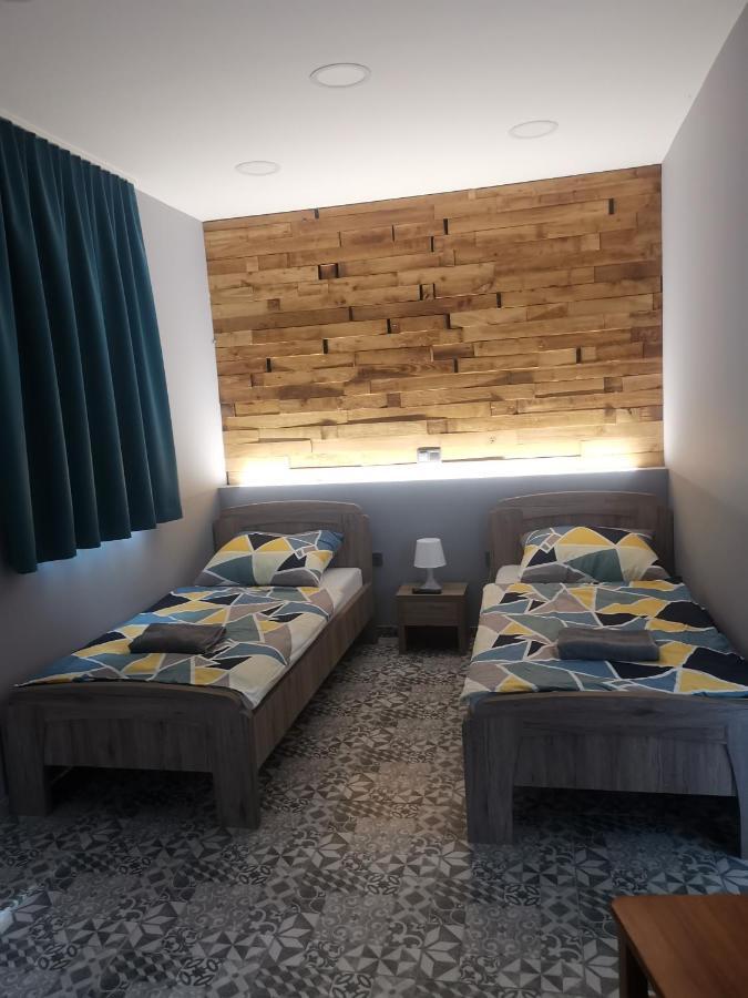 Apartamento Podlovics Tanya Panzió Kemecse Exterior foto
