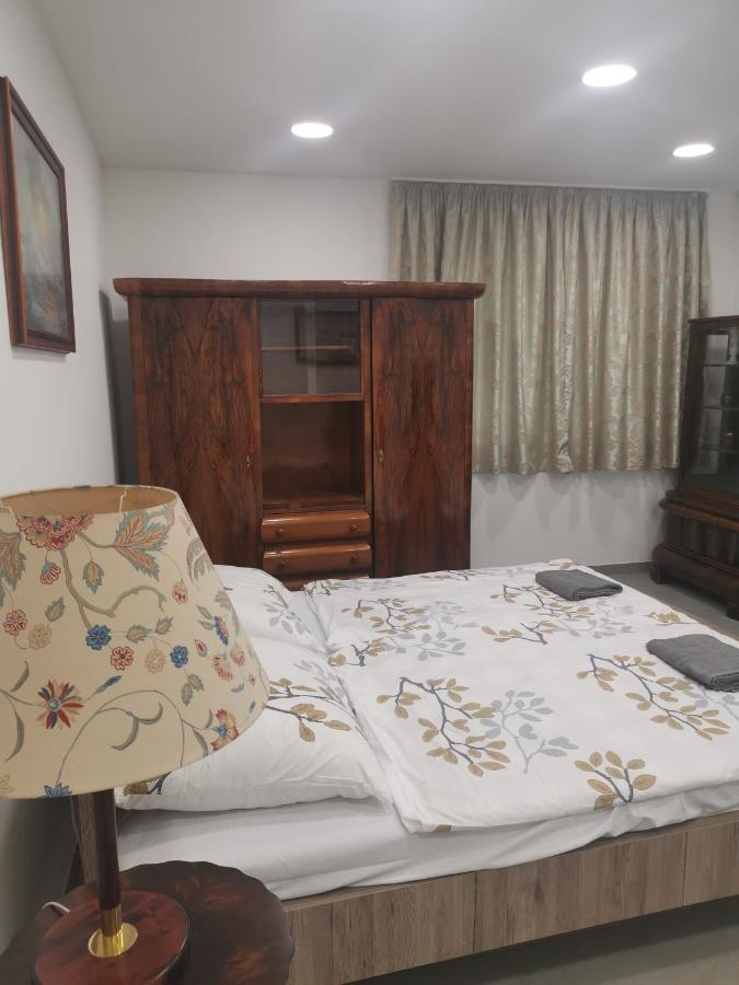 Apartamento Podlovics Tanya Panzió Kemecse Exterior foto