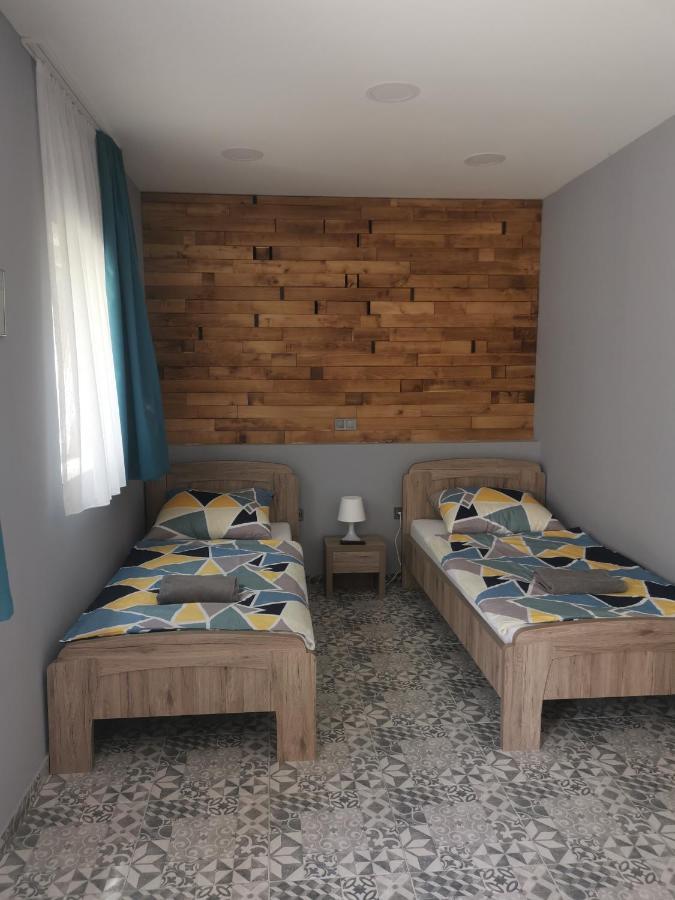 Apartamento Podlovics Tanya Panzió Kemecse Exterior foto