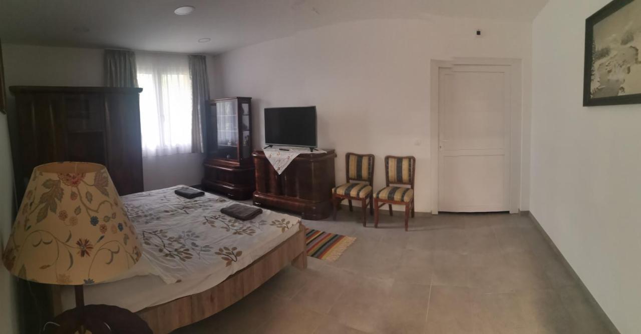 Apartamento Podlovics Tanya Panzió Kemecse Exterior foto